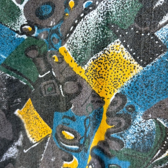 Men’s vintage patterned button down - Picture 3 of 5